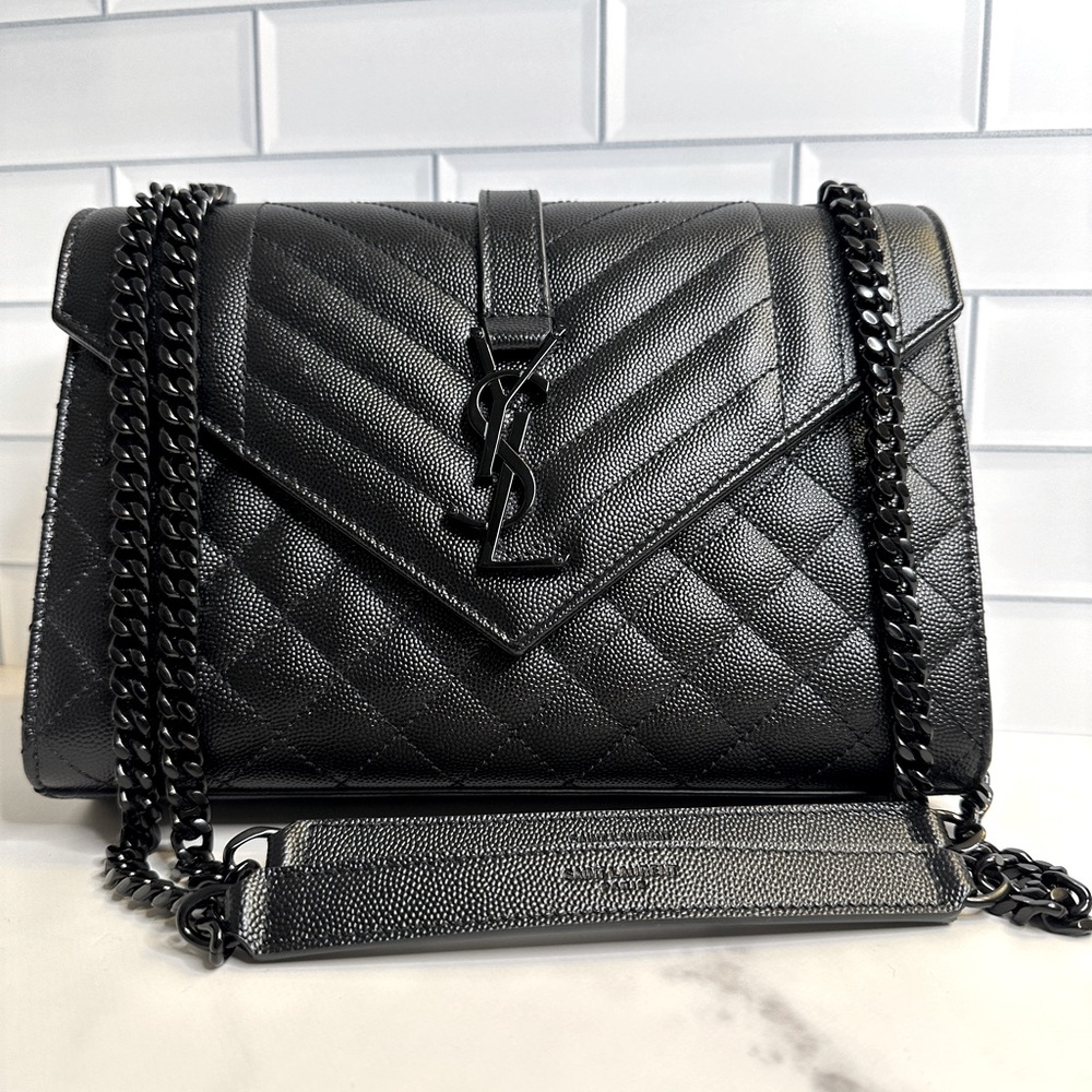 YSL ENVELOPE MEDIUM IN QUILTED GRAIN DE POUDRE EMBOSSED LEATHER